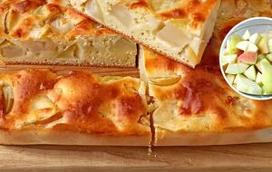 Вкусный пирог к чаю с яблоками – самый быстрый рецепт. Находка для тех, у кого нет времени