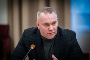 Ексдержсекретаря МЗС підозрюють у розкраданні понад 37 млн грн пожертв для України. Що відомо