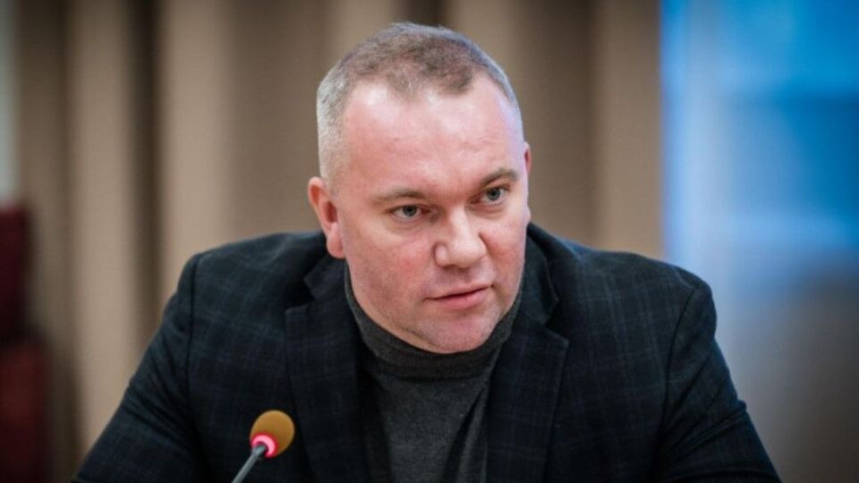 Ексдержсекретаря МЗС підозрюють у розкраданні понад 37 млн грн пожертв для України. Що відомо