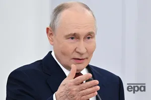 "Я уже и правительство люблю, и Путина уважаю". Блогер в РФ после критики власти резко "переобулся"