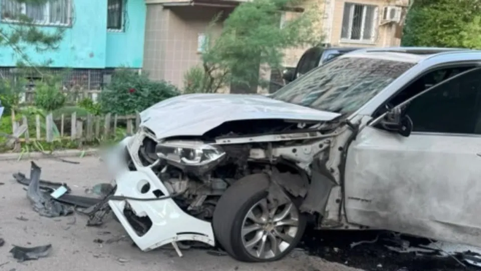 В Одесі – другий вибух автомобіля за день, перший кваліфікували як теракт. Попередньо, є загиблий