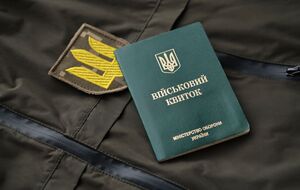 У ТЦК пояснили застосування заборонених газових балончиків, кийків і кайданків під час мобілізації