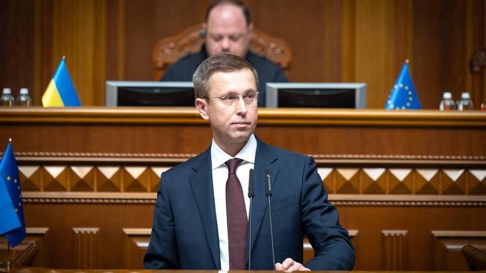 "Цього чекали з острахом". Як Корецький став прем'єром без політичного досвіду і чого від нього чекають