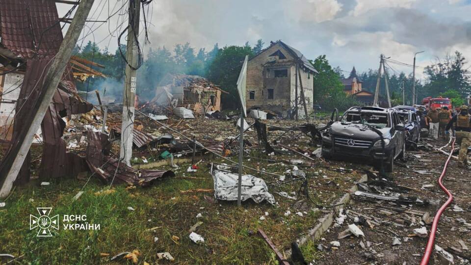 Удар РФ по військовій виставці під Києвом. Кількість загиблих продовжує зростати