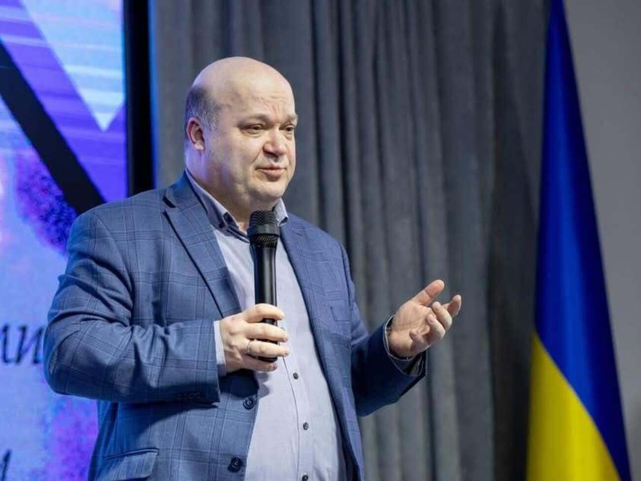 Ворог прокладає шлях до своєї поразки