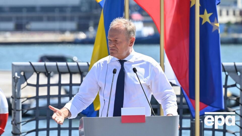 Туск закликав польську делегацію "бути обережною" з висловами щодо допомоги Україні. Про що йдеться