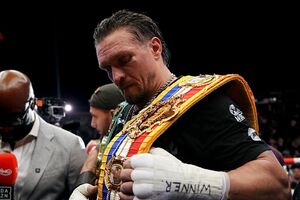 Прощальний бій. Із ким і де може відбутися останній поєдинок Усика