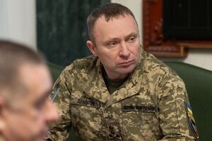 Зняв "людину Сирського" і не тільки. Перші кадрові рішення Драпатого