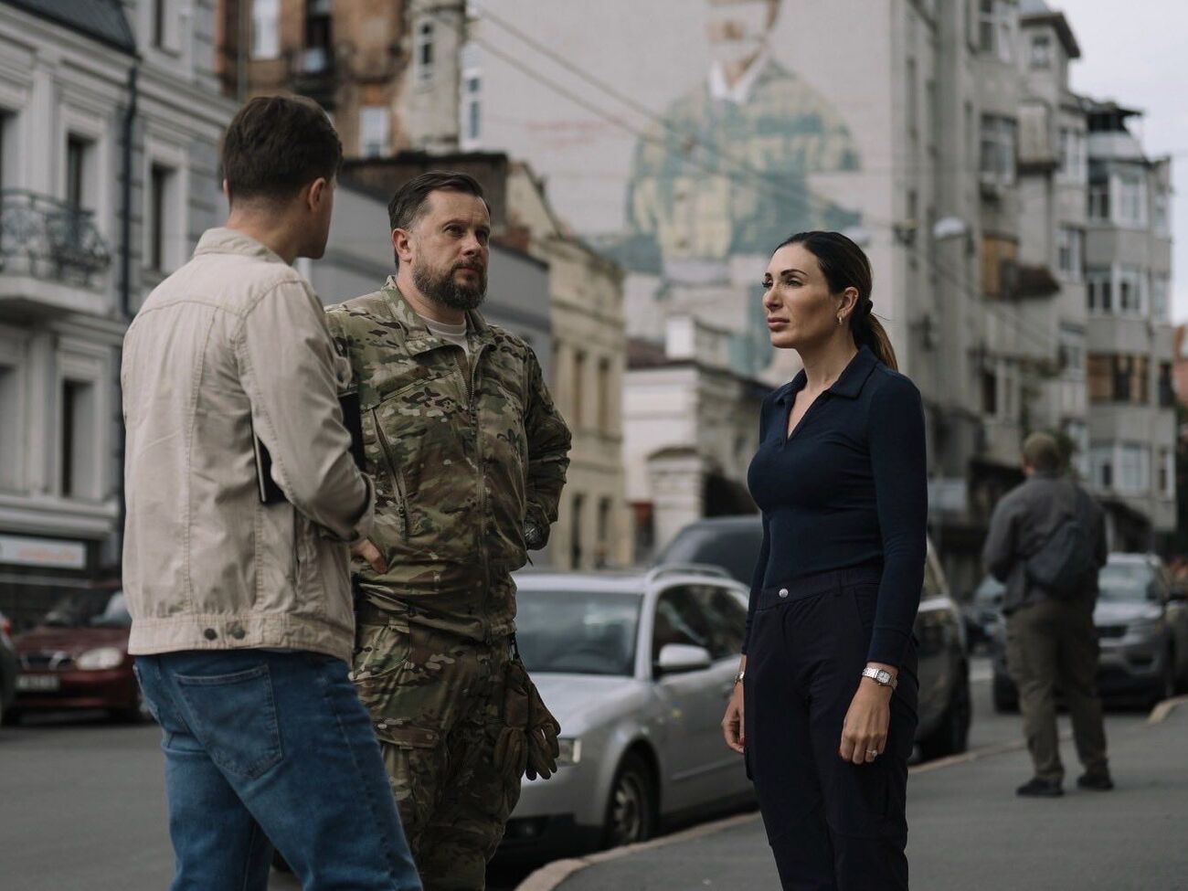 Від Каразіна до Римарської. Андрій Білецький показав Лорі Лумер Харків, який воює