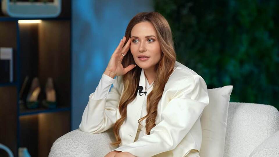 Акторка Денисенко вперше розповіла про зраду: Я втратила дуже багато друзів через їхню заздрість