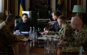 Зеленський зустрівся із Драпатим і Хмарою. Що обговорювали