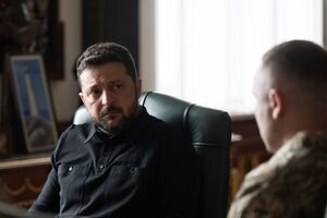 "Ситуація жорстка". Зеленський уперше заслухав доповідь Драпатого як головкома ЗСУ