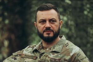 "Все делаем правильно". Командир "Хартии" впервые прокомментировал покушение на себя