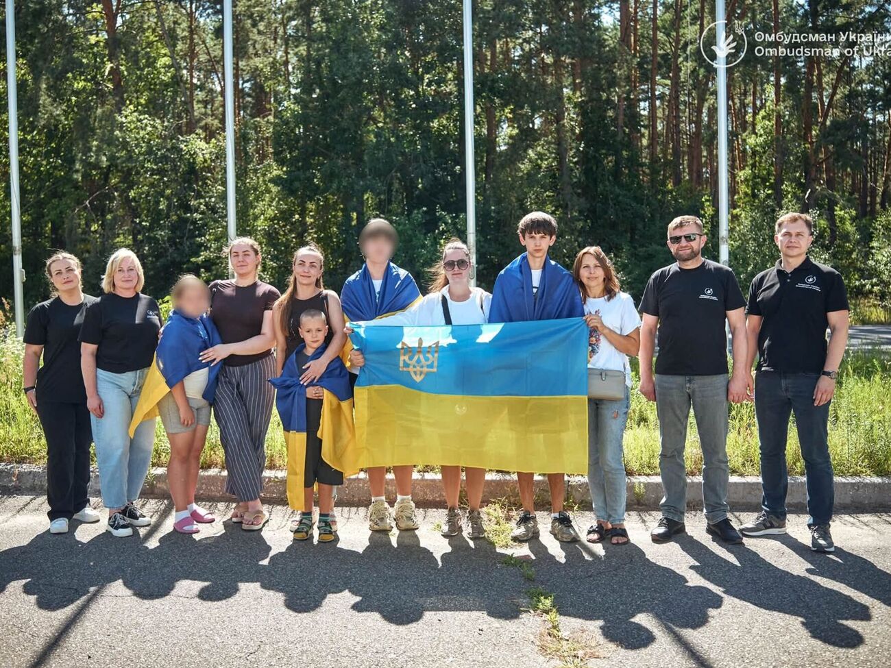 "Продовжуємо боротися". В Україну повернули ще чотирьох українських дітей із тимчасово окупованих територій