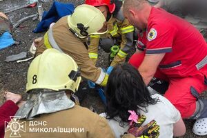 "Ехали на отдых с семьями". Стало известно, кто погиб в ДТП с автобусом под Николаевом и кто вероятный виновник