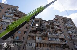 "Люди біжать босі, позаду наздоганяє смерть", "чому я не дракон і над Москвою не літаю?". Реакція киян на атаку РФ