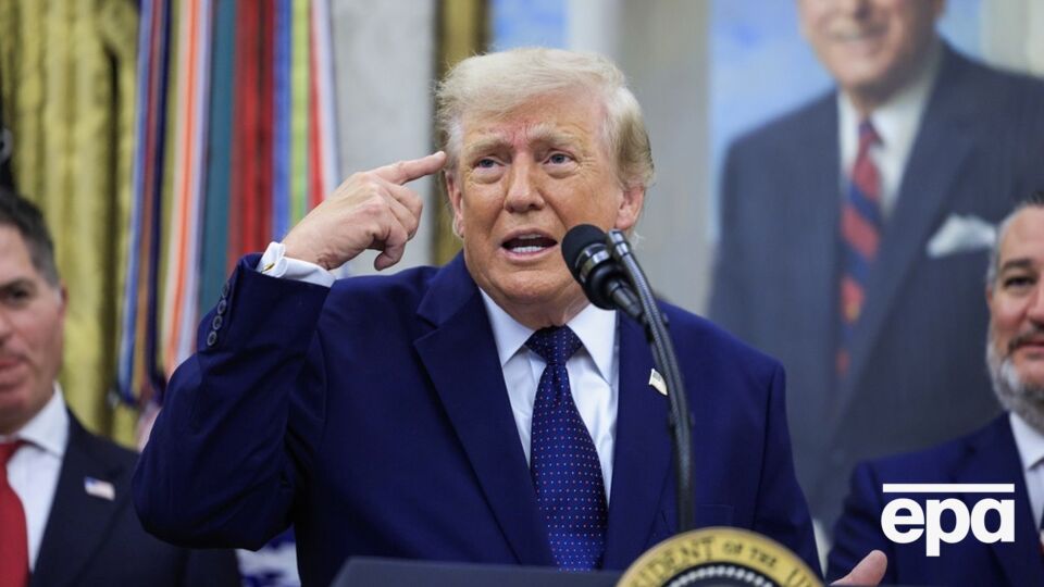 Трамп прокоментував удари РФ по Україні. Заявив, що Путін "відчуває тиск"