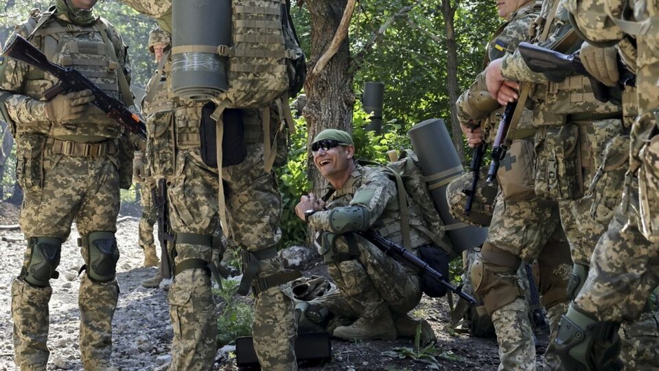 Україна має шість – дев'ять місяців, щоб скористатися зламом у війні – чиновниця НАТО