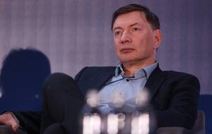 Рецепт парфумів "Дух Анкориджа" простий. Змішати запахи памперсів Трампа й валізки Путіна...