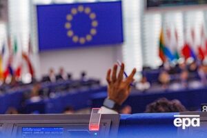 Европарламент подтвердил поддержку Украины на пути в ЕС, но осудил решение Зеленского об УПА