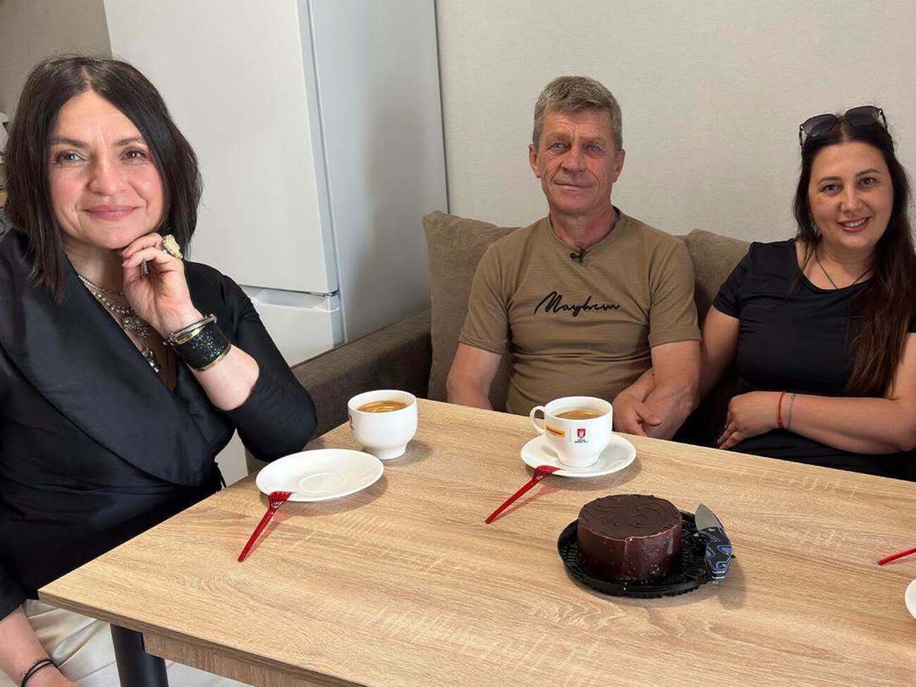 Захисник Маріуполя, який провів у полоні 21 місяць, отримав квартиру за програмою Фонду Ріната Ахметова