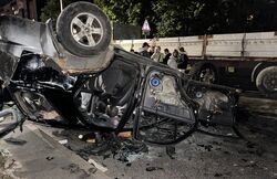 "Побили, затягли й утекли. Люди збунтувалися". У Львові перекинули автомобіль ТЦК. Відео