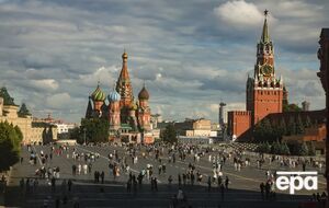 Уночі Червону площу оточили близько 10 пожежників, "швидкі" та поліція. Що відомо
