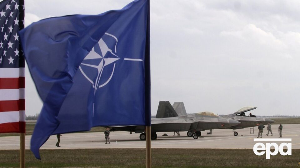 США хочуть відійти від лідерства у допомозі Україні серед членів НАТО. Politico описало проблеми