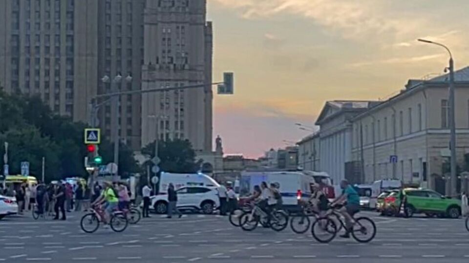 "Смертник" на веранде. Какие генералы могли быть в московском ресторане, который, вероятно, подорвали
