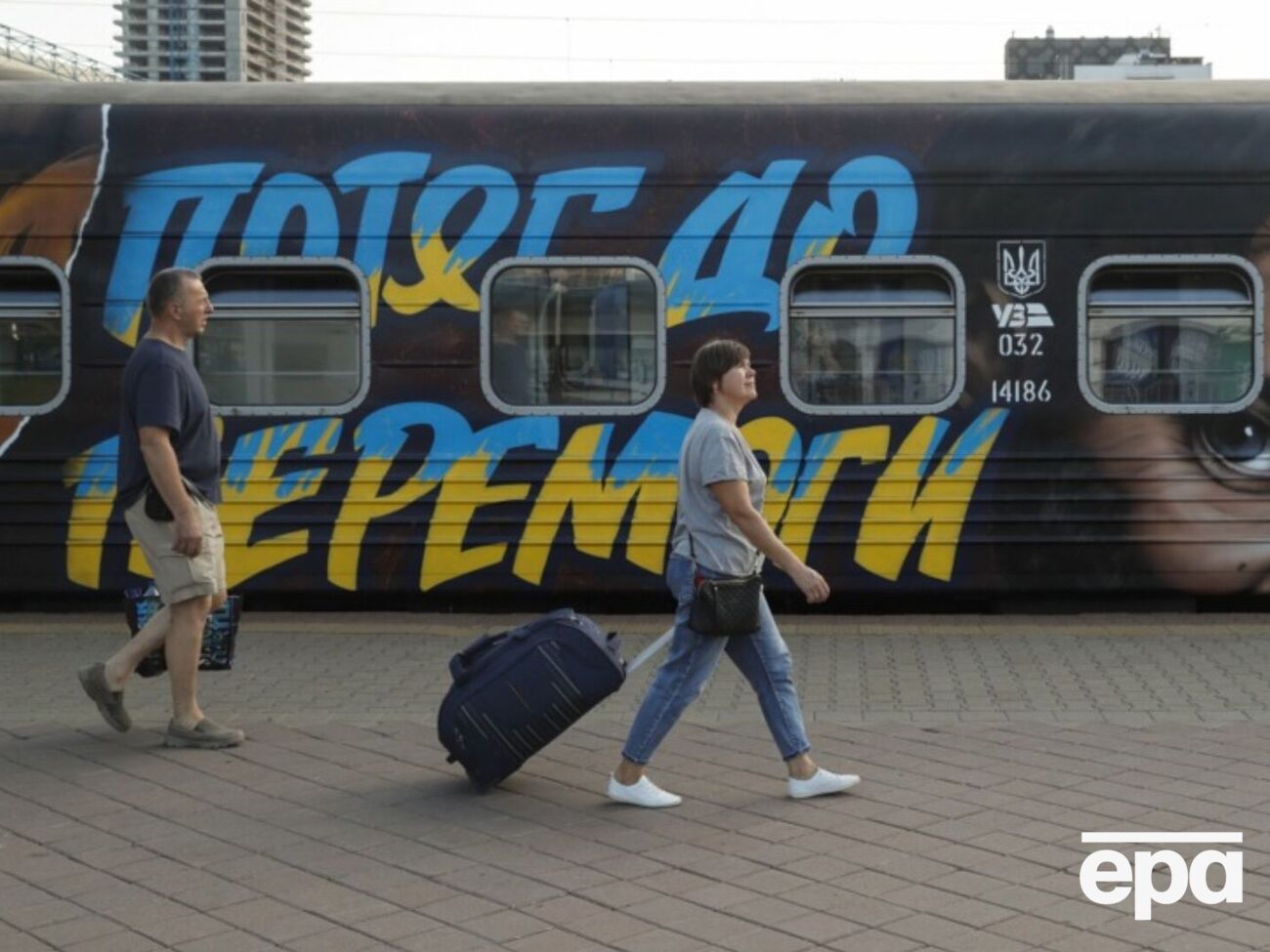УЗ зупинила продаж квитків після масованих атак РФ. Що про це відомо
