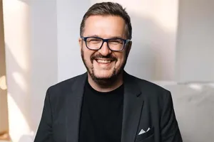 "Після того борщ ніхто не забирав. І мало били". Пономарьов розповів про жінку, яка його врятувала