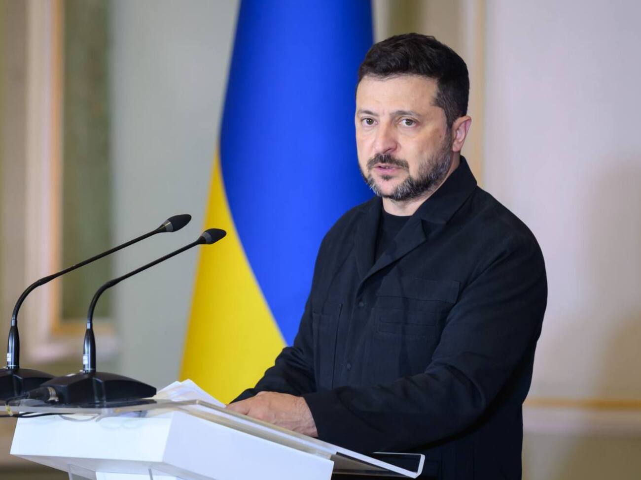 Зеленський посів четверте місце в рейтингу довіри українців – соцопитування