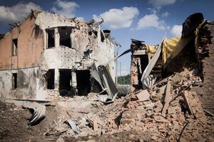 РФ скинула чотири бомби на Суми. Загинув чоловік, який проїжджав поруч