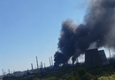 "Бляха-муха, що коїться". Україна завдала удару по одному з найбільших НПЗ РФ. Фото, відео