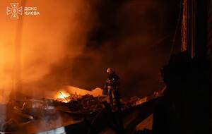 Россия ночью ударила по Украине баллистикой. Есть погибшие в Запорожье, в Киеве – попадание возле детской больницы