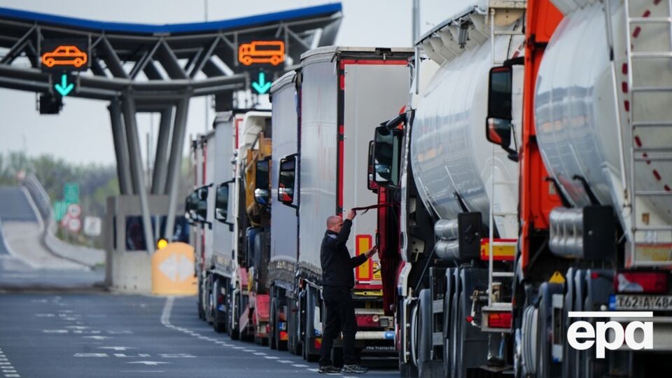 Чехія почала відмовляти в захисті українцям призовного віку