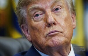Трамп утверждает, что США "полностью контролируют" Ормузский пролив