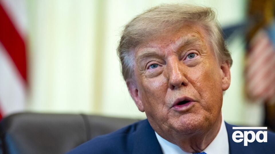 Трамп підтвердив таємну пересадку на інший літак в Анкарі. Демократи заявляють: під загрозою було 100 людей