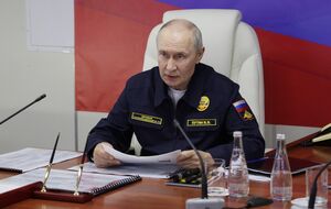 Путин пригрозил Европе захватами судов "в любом месте"