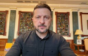 Зеленський розкрив, чому у РФ з виборів зняли "Яблоко"