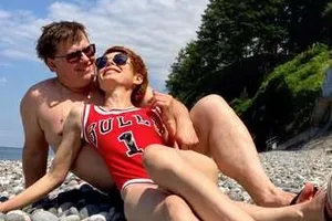 "Я жива людина". Ведуча Лебідь зробила уколи в інтимну зону. Розенко бурхливо відреагував