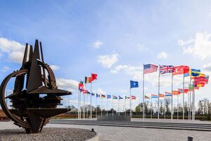 НАТО відреагував на порушення повітряного простору Польщі й Румунії з боку РФ