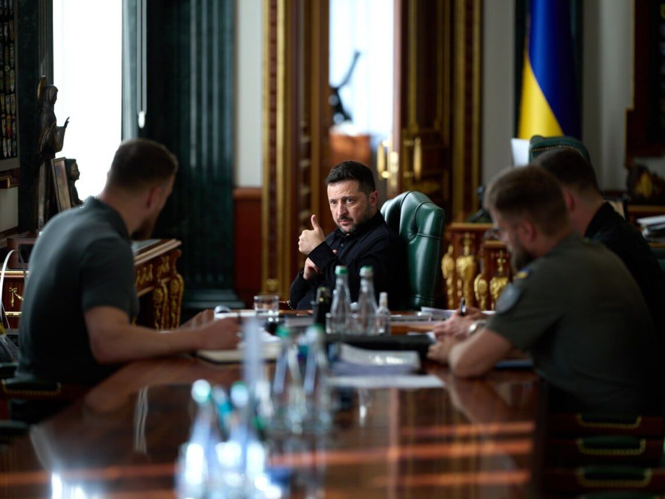 "Уперше в одній операції". Зеленський розповів деталі удару по Новоросійську і кораблях РФ