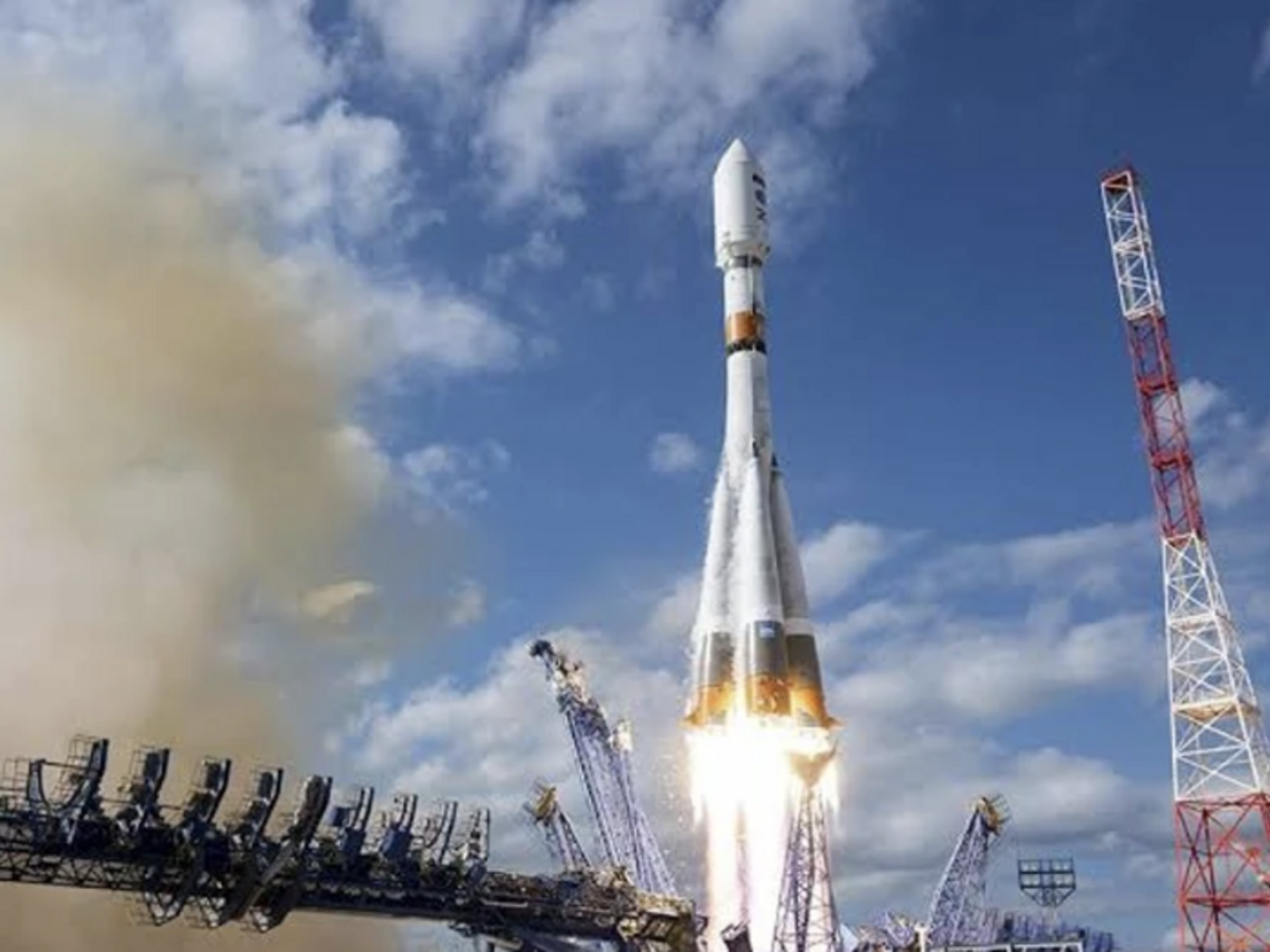 "Рассвет" над Україною. Чому система супутників Путіна може виявитися небезпечнішою за Starlink