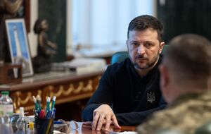Точечные операции против коллаборантов в Крыму и новое оружие. Главное с заседания ставки