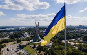 Посольство Германии предостерегло граждан от поездок в Украину и пользования железной дорогой