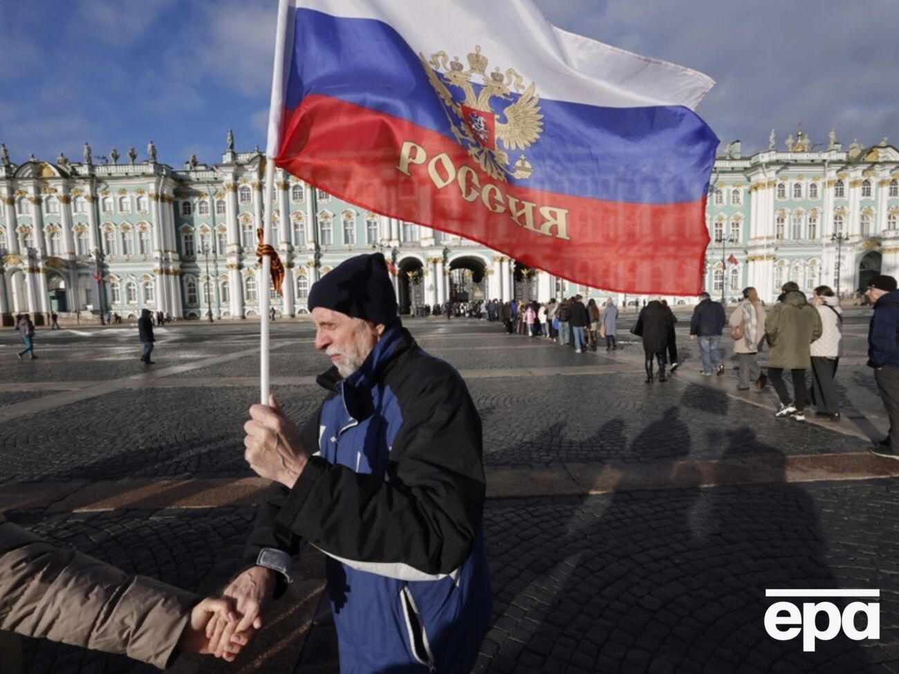 У Росії неможливий бунт через спадщину СРСР, черги, страх та звичку терпіти – The Atlantic
