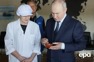 На лобі у Путіна з'явився тризуб. У мережі припустили роботу українських спецслужб. Відео