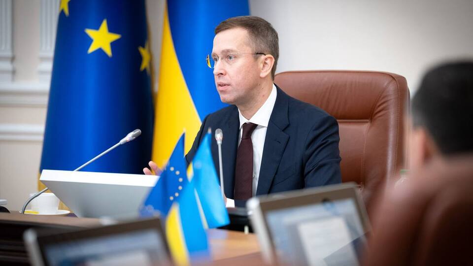 "Вистояти та перемогти". Уряд України схвалив програму діяльності, її цілі та завдання