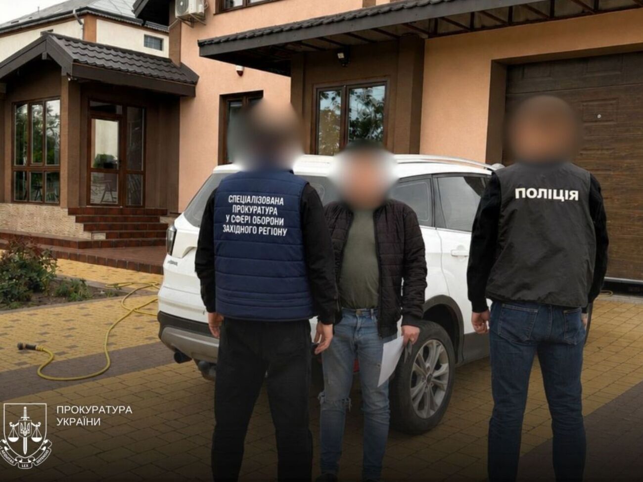 ТЦК в кількох областях фіктивно мобілізовували українців, у списку були померлий і полонений – слідство